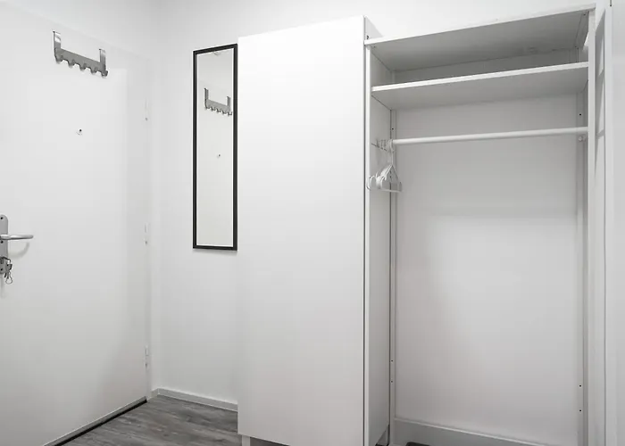 Modernes Im Zentrum 4 Personen Apartment *