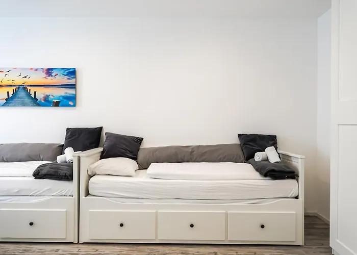 Modernes Im Zentrum 4 Personen * Wiener Neustadt